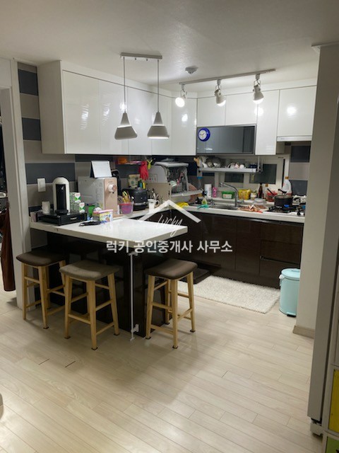 경기 의정부시 가능동 [의정부빌라매매] 2016년식 깨끗한 빌라 뷰가 좋고 엘베있는 실입주 가능한 쓰리룸빌라 매매 매물번호 10187 사진 4